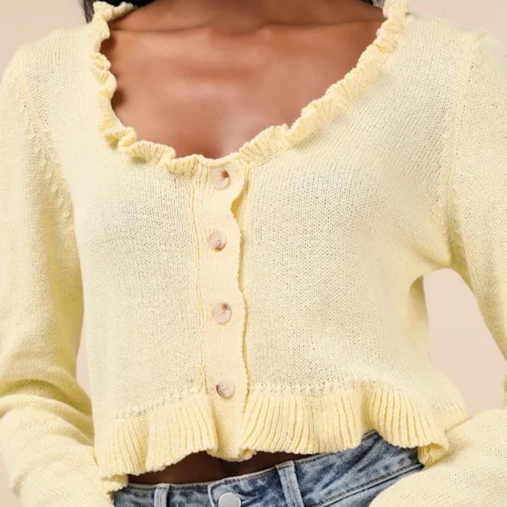 Lulus Cropped Cardigan - Picture 3 of 3